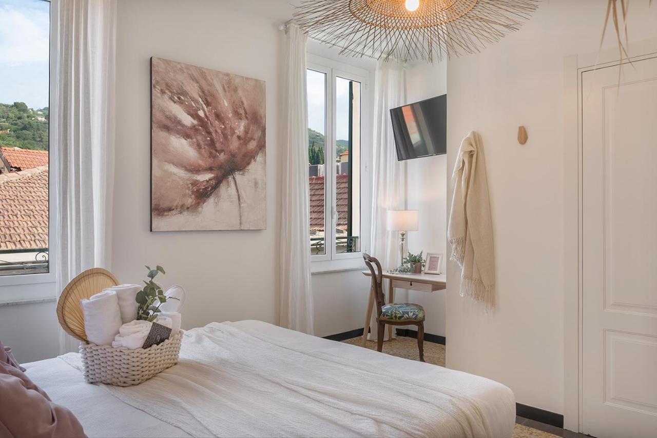 Ensemble Di Vayadu 3* Alassio