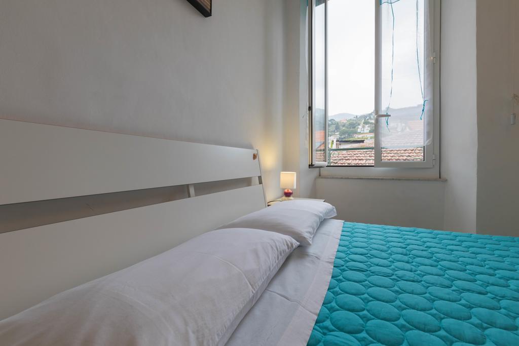 Ensemble Di Vayadu 3*