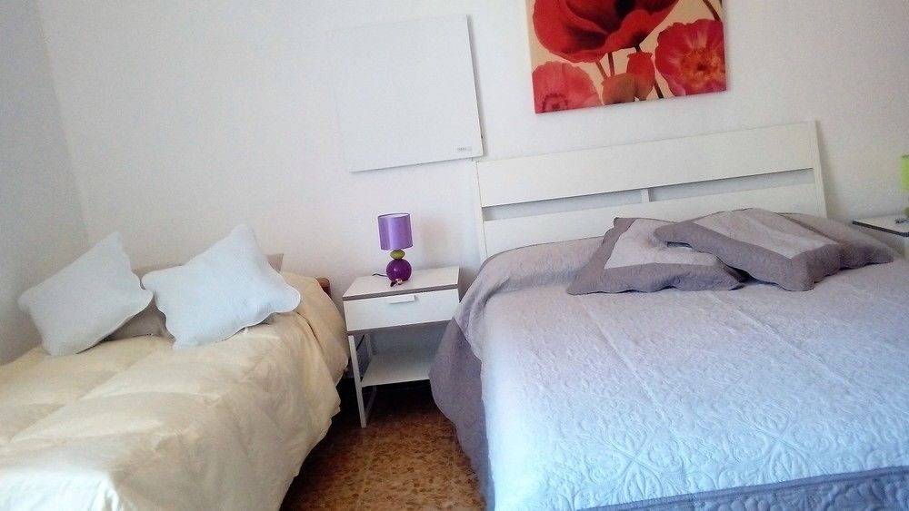 Ensemble Di Vayadu Guest house